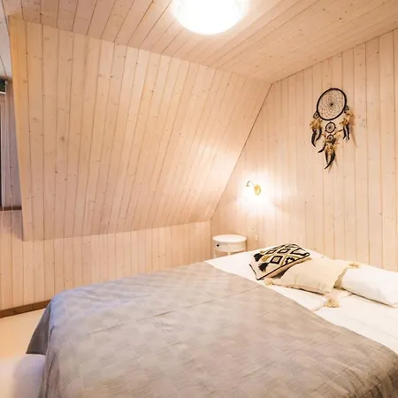 Laguun & Wellness Apartment *